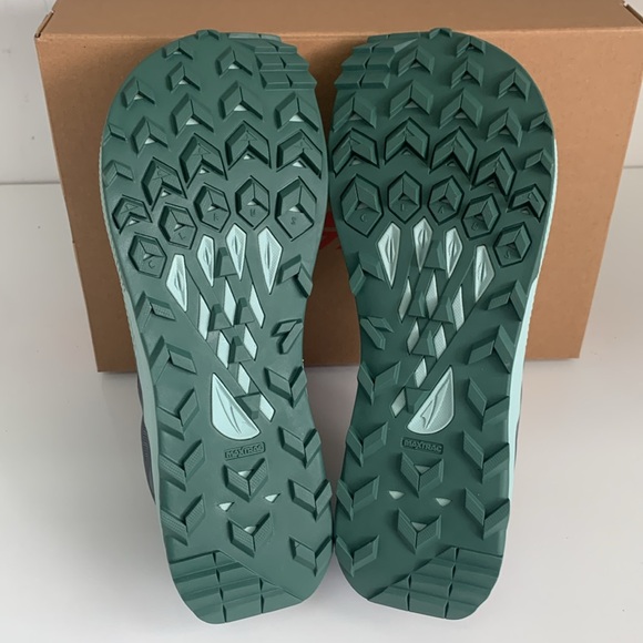 Altra Lone Peak 8 Women’s - Picture 5 of 5